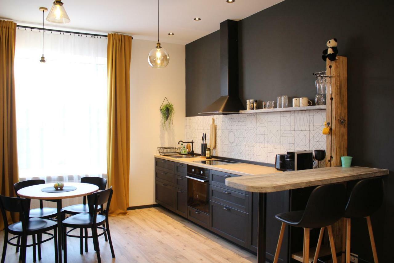 Simple & Elegant Apartment Liepāja Exterior foto